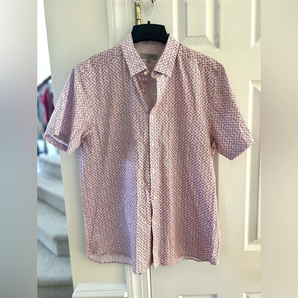 Ted Baker White & Maroon Sketch Patterned Short Sleeve Shirt